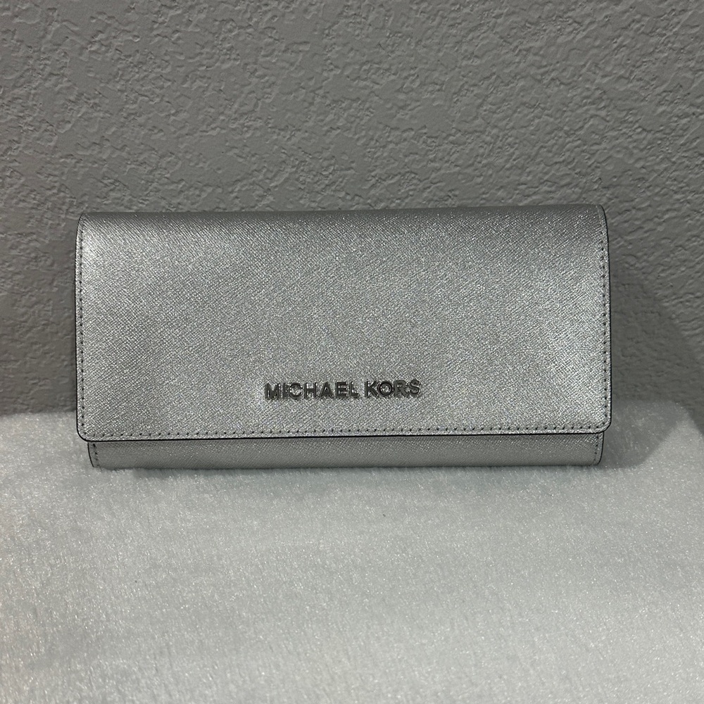 Michael Kors Metallic Silver Clutch Wallet